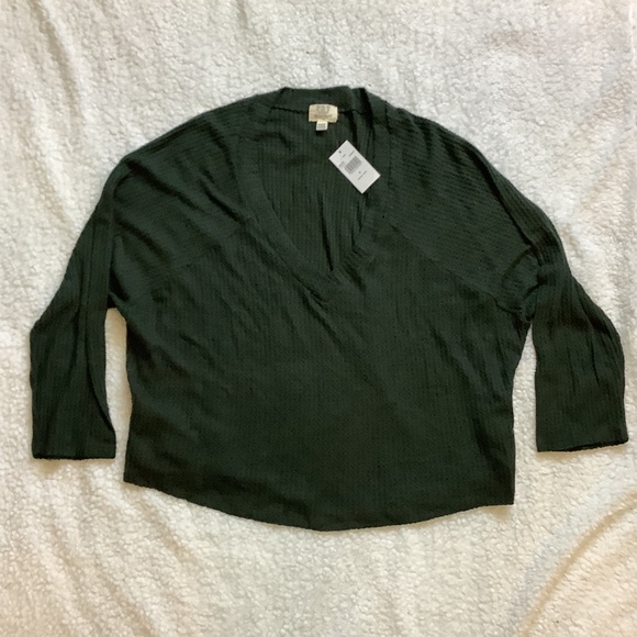 NWT Thermal Top oversized lightweight - Picture 3 of 5